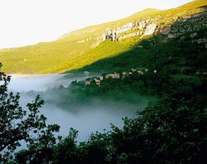 Chasteuil Château Cottage -Vue sur le Verdon et tranquillité