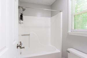 Cozy and Private home in Roswell