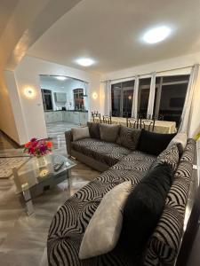 Grande Maison Familiale Vue Mer et Montagne