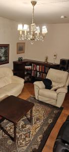 Rivitalo-asunto Järvenpäässä Saunakallion aseman lähellä