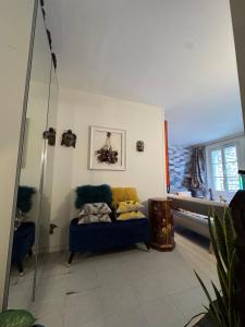 Shared room for 1 male traveler under 30s, -30ans