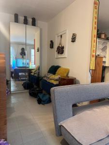 Shared room for 1 male traveler under 30s, -30ans