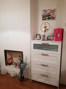 Small bedroom for 3 people