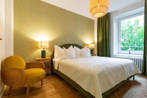 Retro Suite Stylish 2 Bedroom Apartment near Central Station