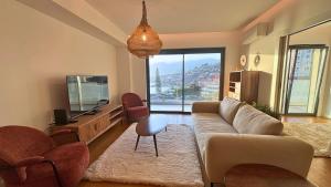 The Venus Apartment By Sam Houses