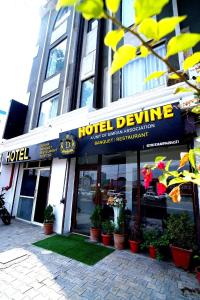 Hotel Devine Zirakpur Chandigarh