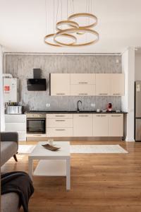 Sika Metropolis Grand Apartment