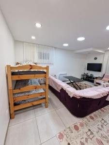 besac studio between city center and Minjoz Hospital