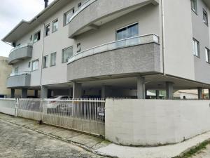 Apto 2 Quartos a 800 metros da Praia