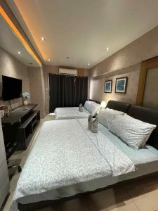 MOA Shell Residences Staycation