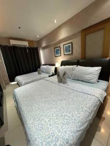 MOA Shell Residences Staycation