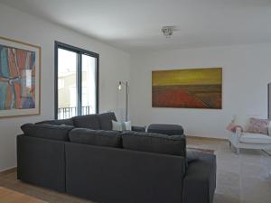 Villas Wonderful Villa in Malauc ne with Swimming Pool : photos des chambres