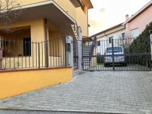 Tuscan Charm Spacious Florence Home