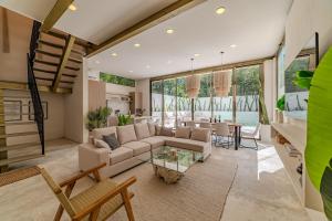 Villa Tulipan Modern 4 bedroom 4 bathroom and private pool