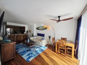 Ocean & Marina View Suite