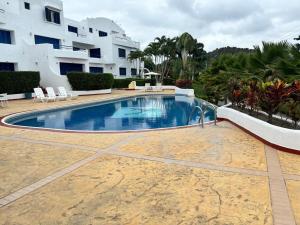 Departamento en Club Casa Blanca, Same, Ecuador