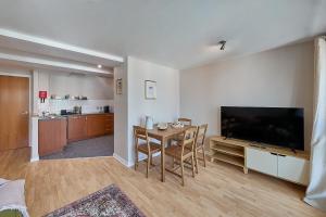 Luxury 2-Bed Penthouse In Deansgate I Free Parking