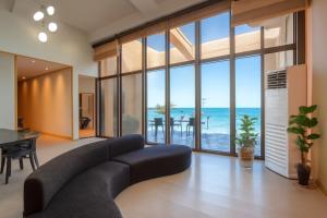 KAIVE Suite Number 10