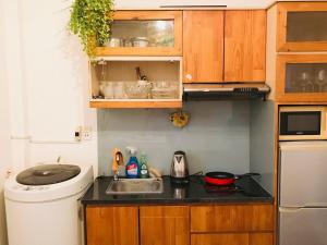 Staycation Rooftop Garden studio - Center D1