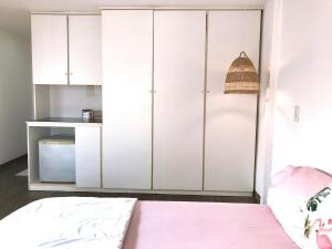 Staycation Rooftop Garden studio - Center D1