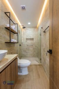 Beach Front - Luxury High Rise - Dubai Style