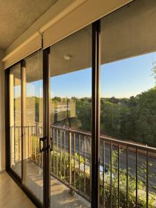 Cozy & stylish apartment close to Paseo La Galería