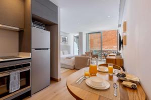 411 Std B Capitalia Central Studio plus Balcony and Gym