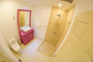 Astara by Fernando Gaitan