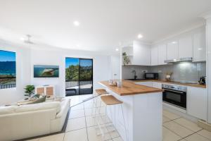 Drift Tide On Airlie