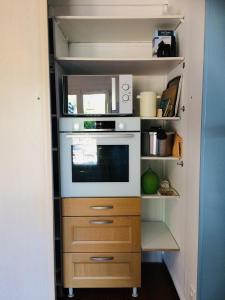 Gîte "Villa SIMONE" Vue Mer 180° CALME Terrasse couverte Jardin.