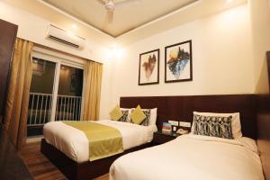 N3N Ganga Retreat by Stotrak