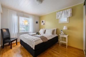 Villa Christmas Star By BookLapland