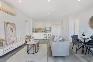 Warm and cozy 2BR home in Strathfield with parking