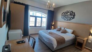 Moab Land Hotel