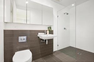 Warm and cozy 2BR home in Strathfield with parking