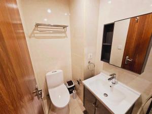 Condotel Near SM Baguio, Cathedral & Session Rd by Le Chateau Baguio