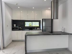 Central luxury 3 bedroom villa with pool