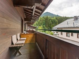 Apartment in Saalbach-Hinterglemm near Ski Area
