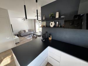 Aura Adriatica Onyx - Luxury Apartment, private pool, sea view, parking