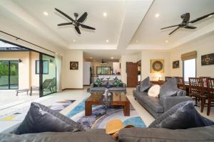 Naiharn Beach 4 Bedroom Villa
