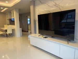 The Lake Cozy 3BR Villa Pattaya