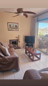 Alithea Gardens 2 Bedroom Apt with Communal Pool