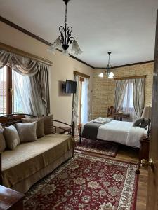 Elia Guesthouses