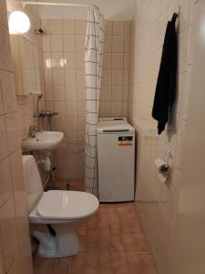 Studio apartment with parking