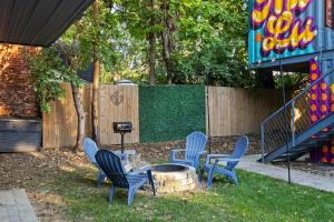 Experience the Unique Re-Nu Shipping Container #3