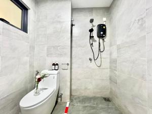RB 1-6Pax Sunsuria Cozy Home Setia Alam SCCC Wi-Fi