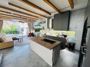 Tharadol Premium Hua Hin