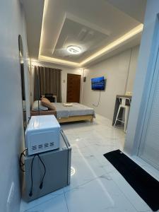 Casa Leveria Unit 4 with Patio, Inquire Parking Availability