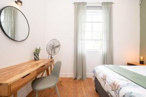 Charming Woodstock House