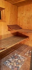 Domek mazurski całoroczny nad jeziorem z Sauną fińską I Jacuzzi SPA